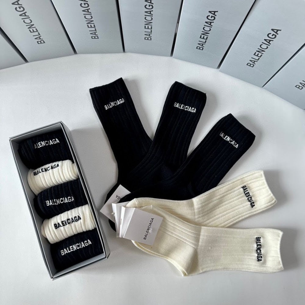 Dragons Bags Premium Luxury Socks --98019