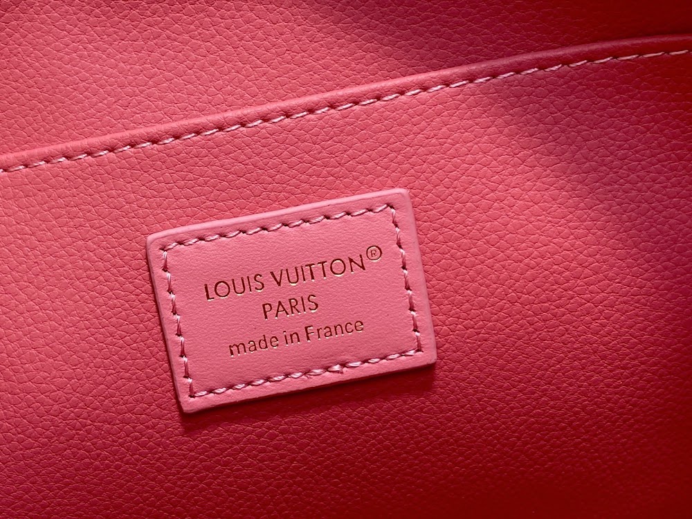 Dragons Bags ln Luxury Bag --96847