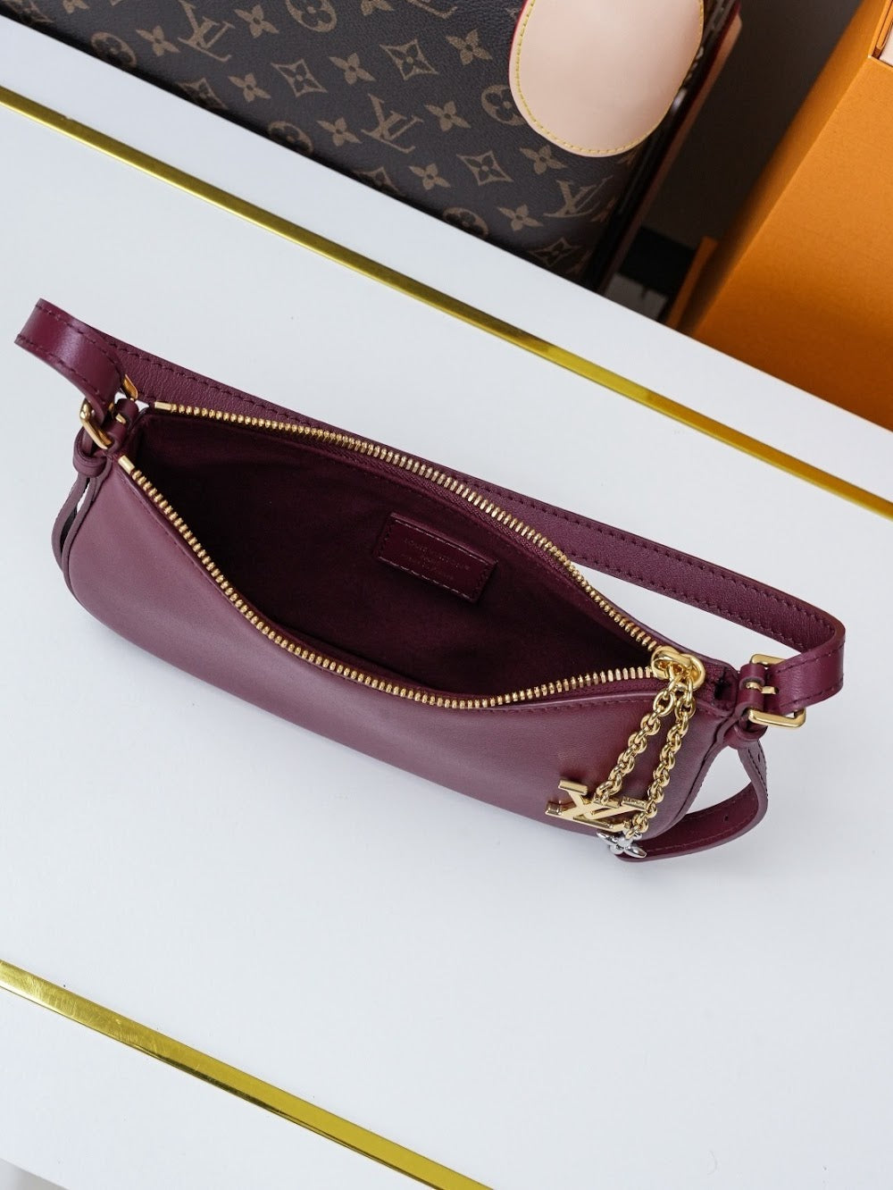 Dragons Bags LVn Luxury Bag --79415
