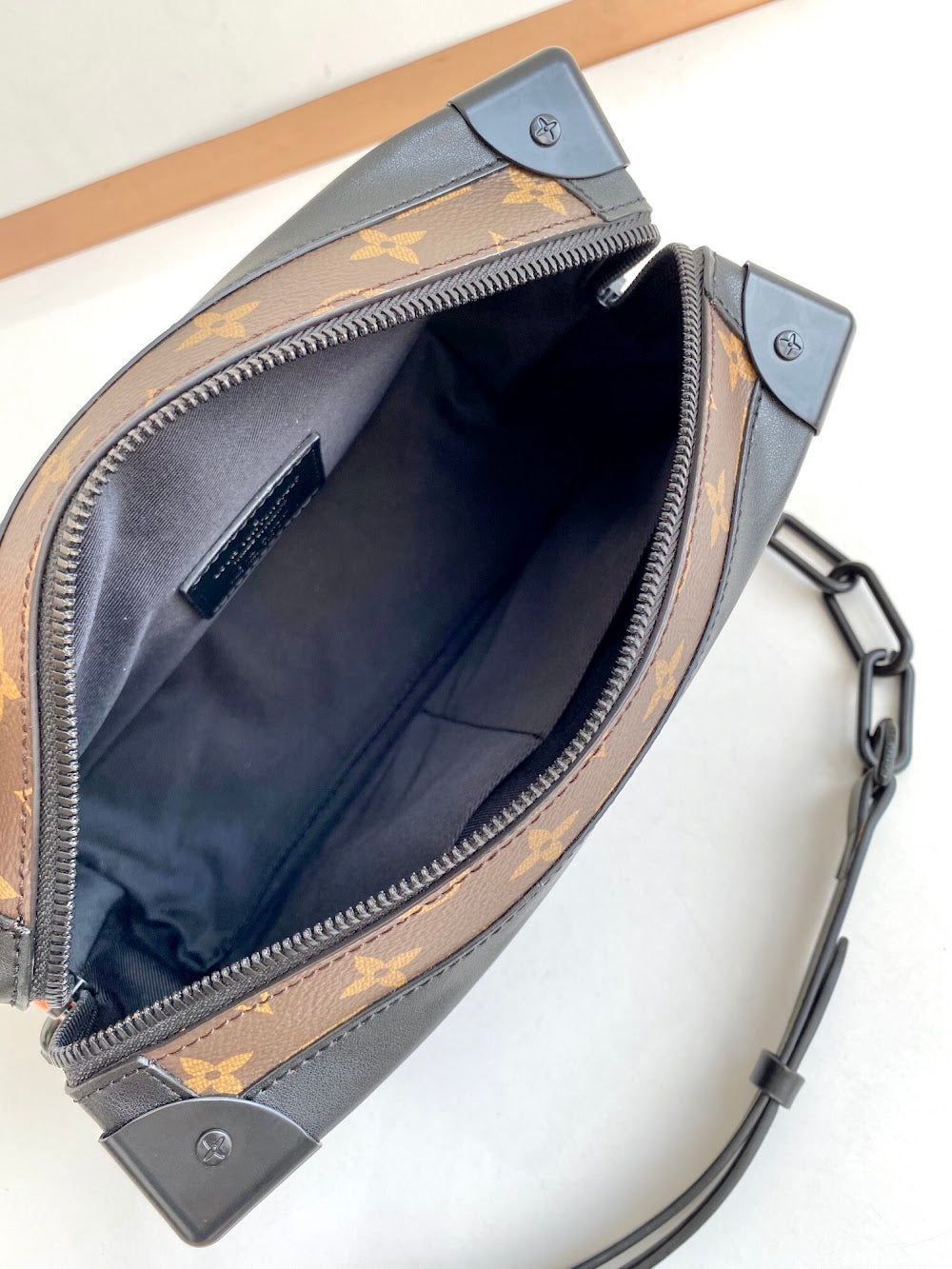 Dragons Bags ln Luxury Bag --70465