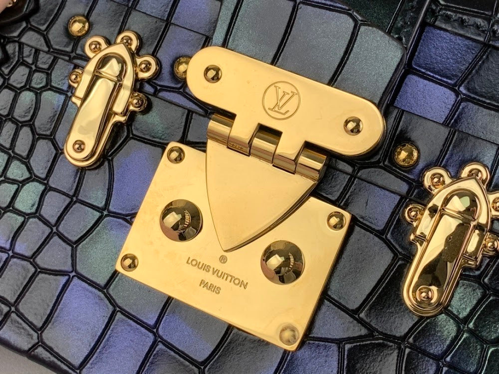 Dragons Bags ln Luxury Bag --61805