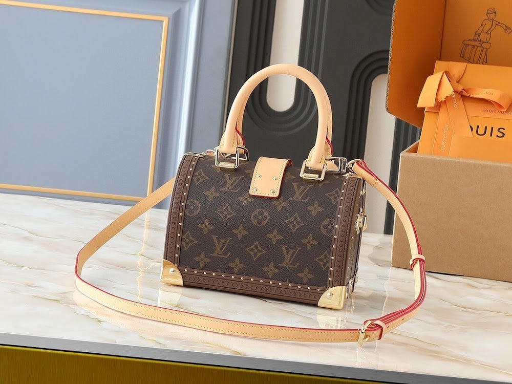 Dragons Bags ln Luxury Bag --76847