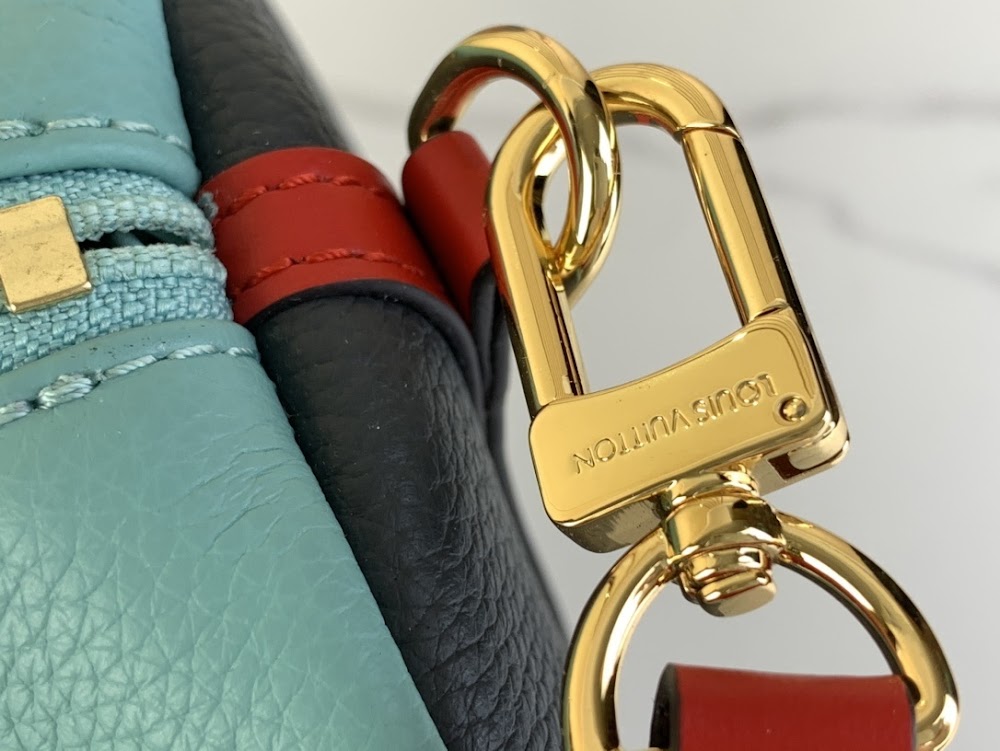Dragons Bags ln Luxury Bag --62725