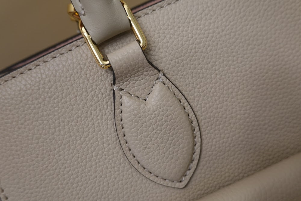 Dragons Bags ln Luxury Bag --60005