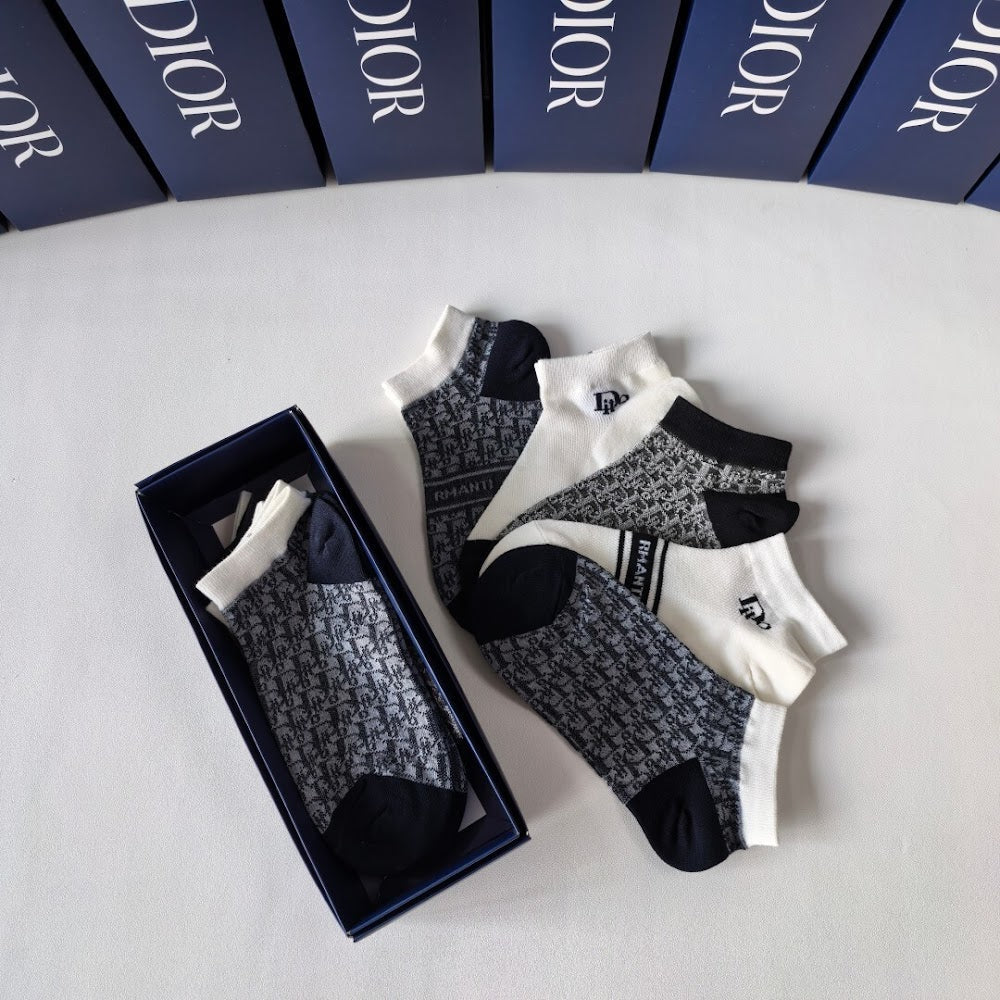 Dragons Bags Premium Luxury Socks --97992