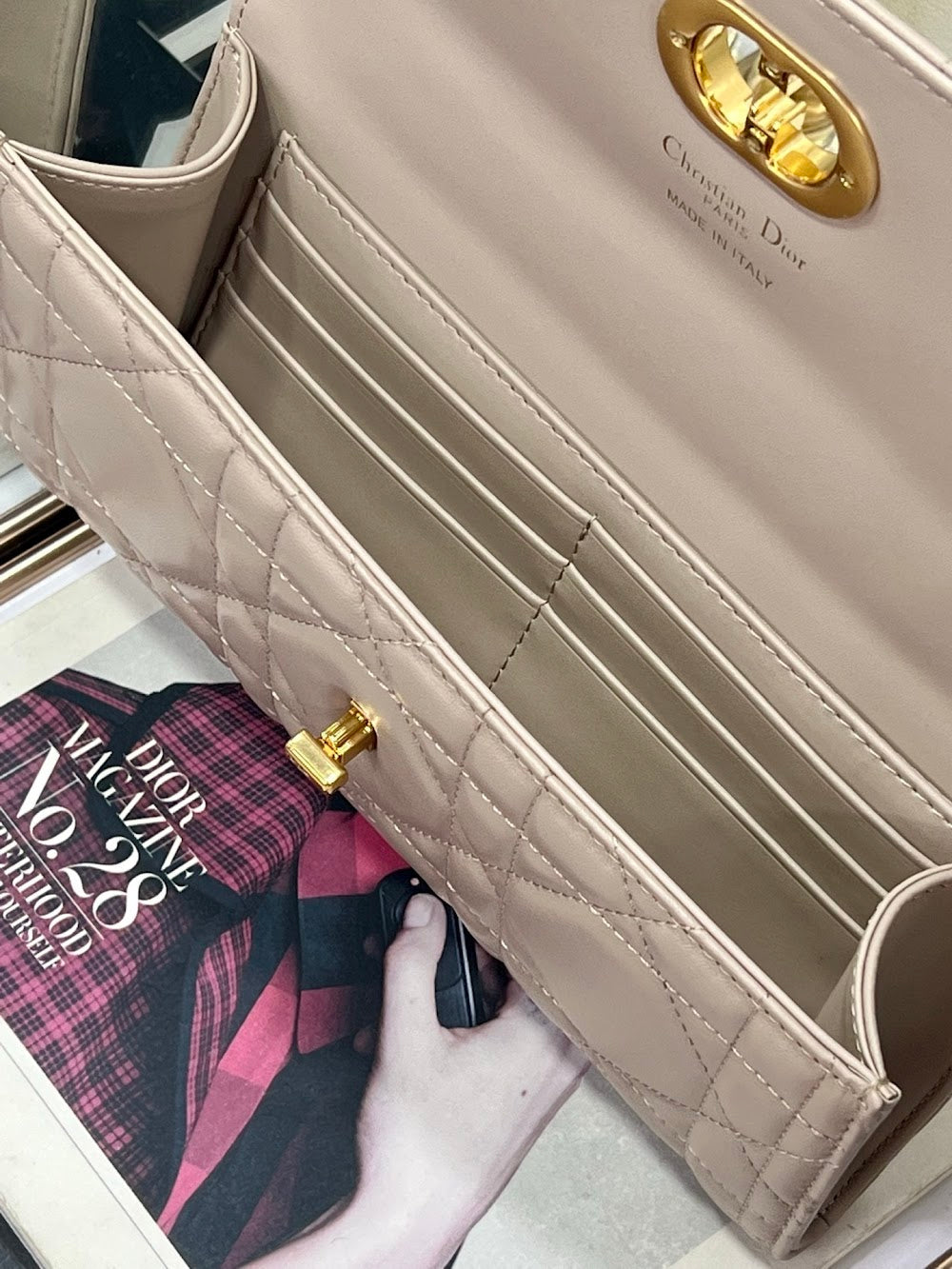 Dragons BagsDiorn Luxury Bag --115600