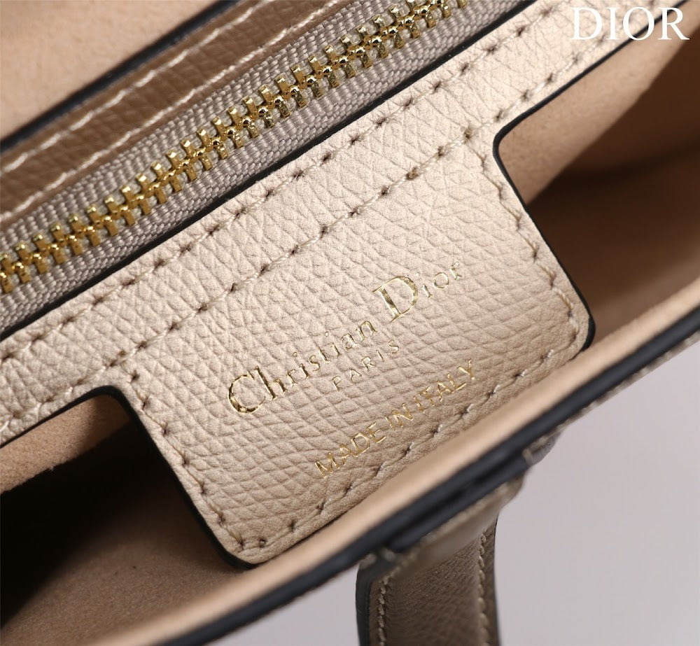 Dragons BagsDiorn Luxury Bag --116530