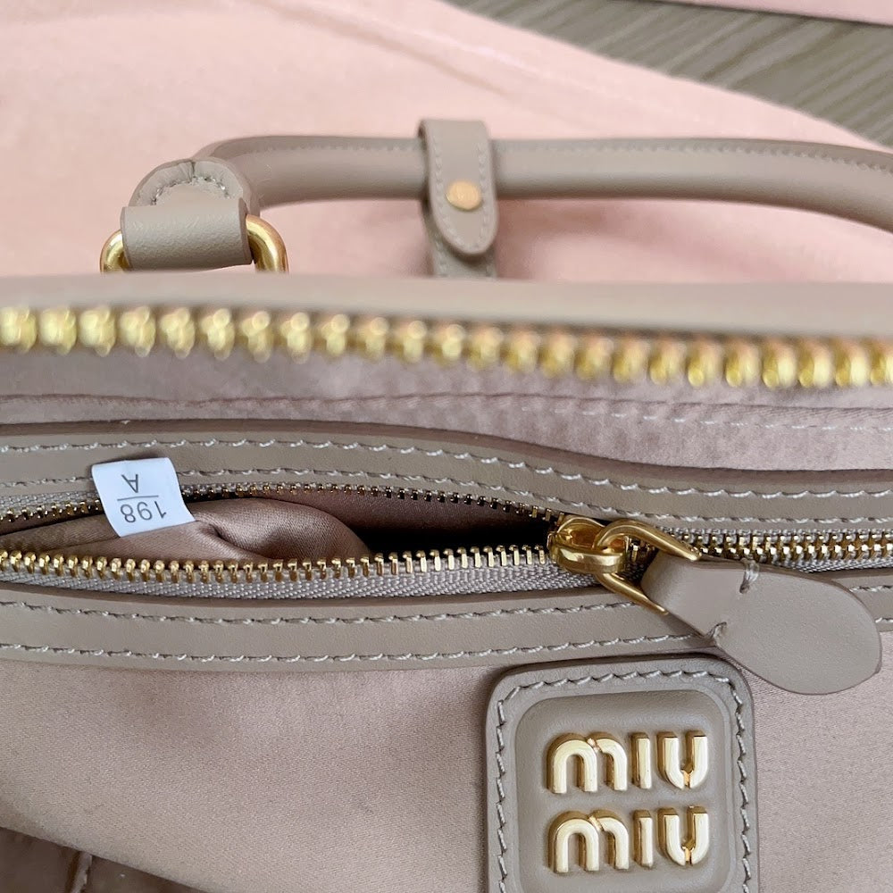 Dragons Bags Miun Miun Luxury Bag --122300