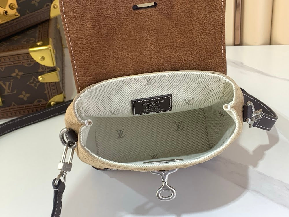 Dragons Bags ln Luxury Bag --95841