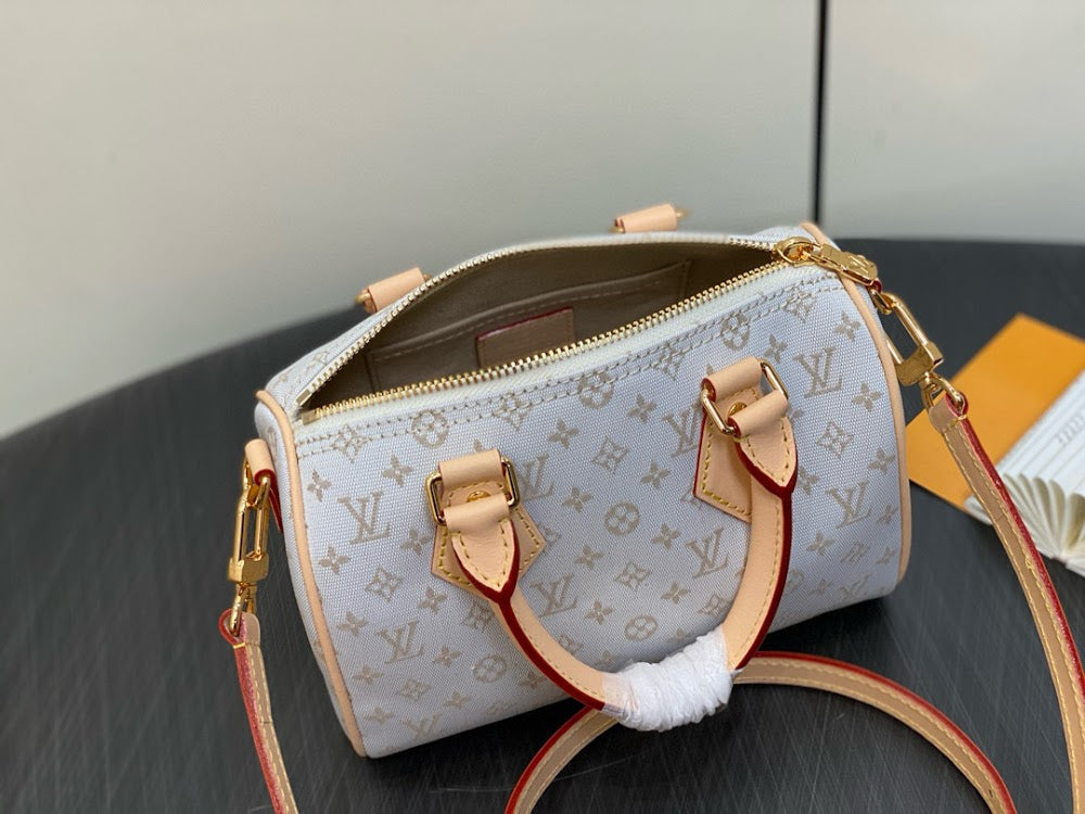 Dragons Bags ln Luxury Bag --81522