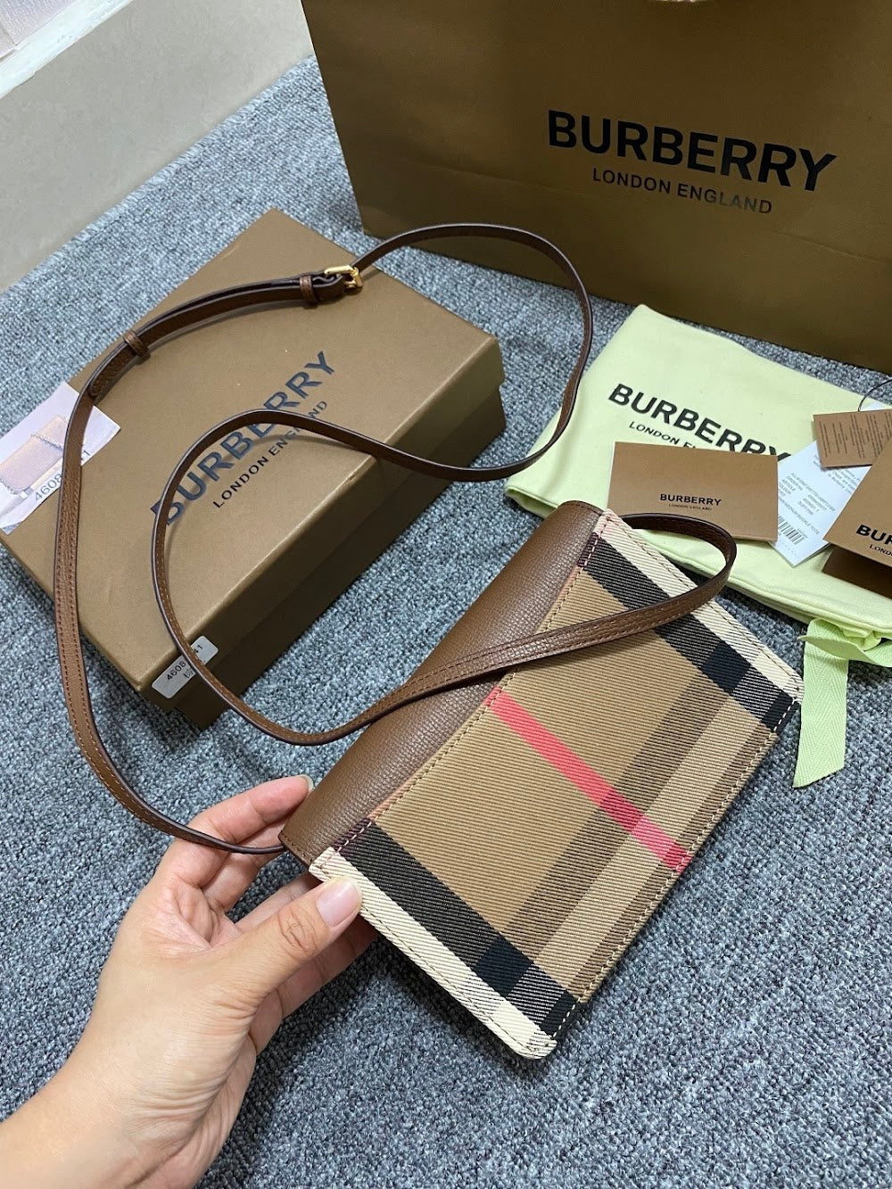 Dragons Bags Burberryn Luxury Bag --92648