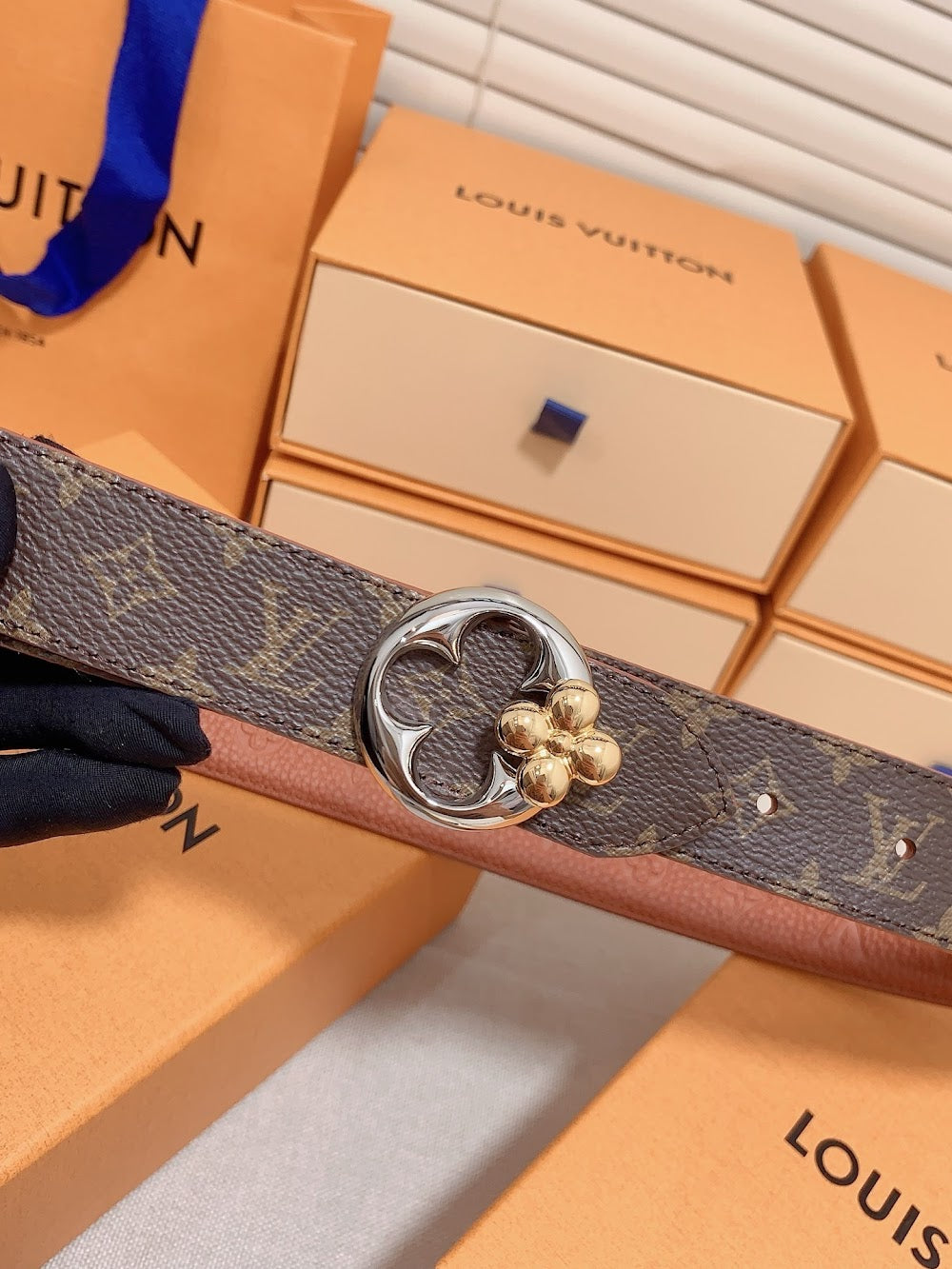 Dragons Bags ln Luxury Belt --100301