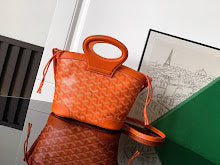 new-luxury-designer-bags-nm8128