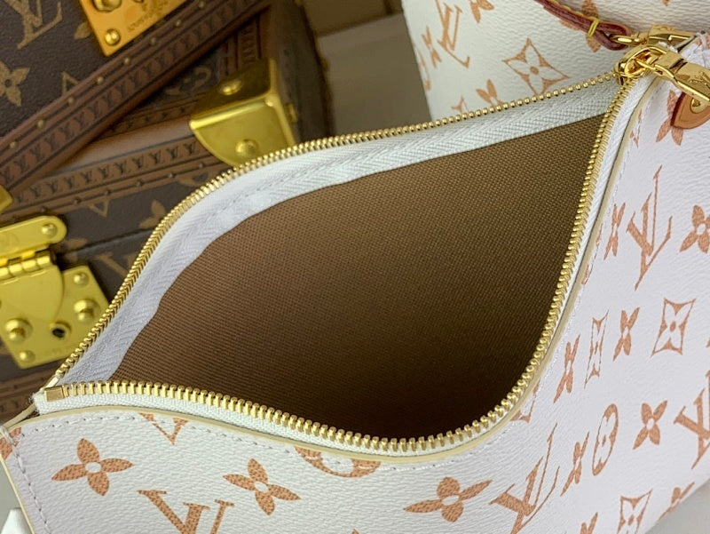 Dragons Bags ln Luxury Bag --68756