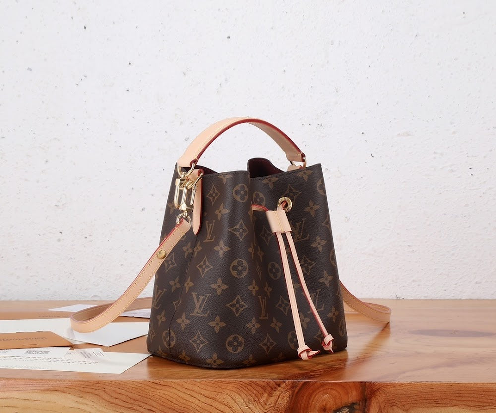 Dragons Bags ln Luxury Bag --81525