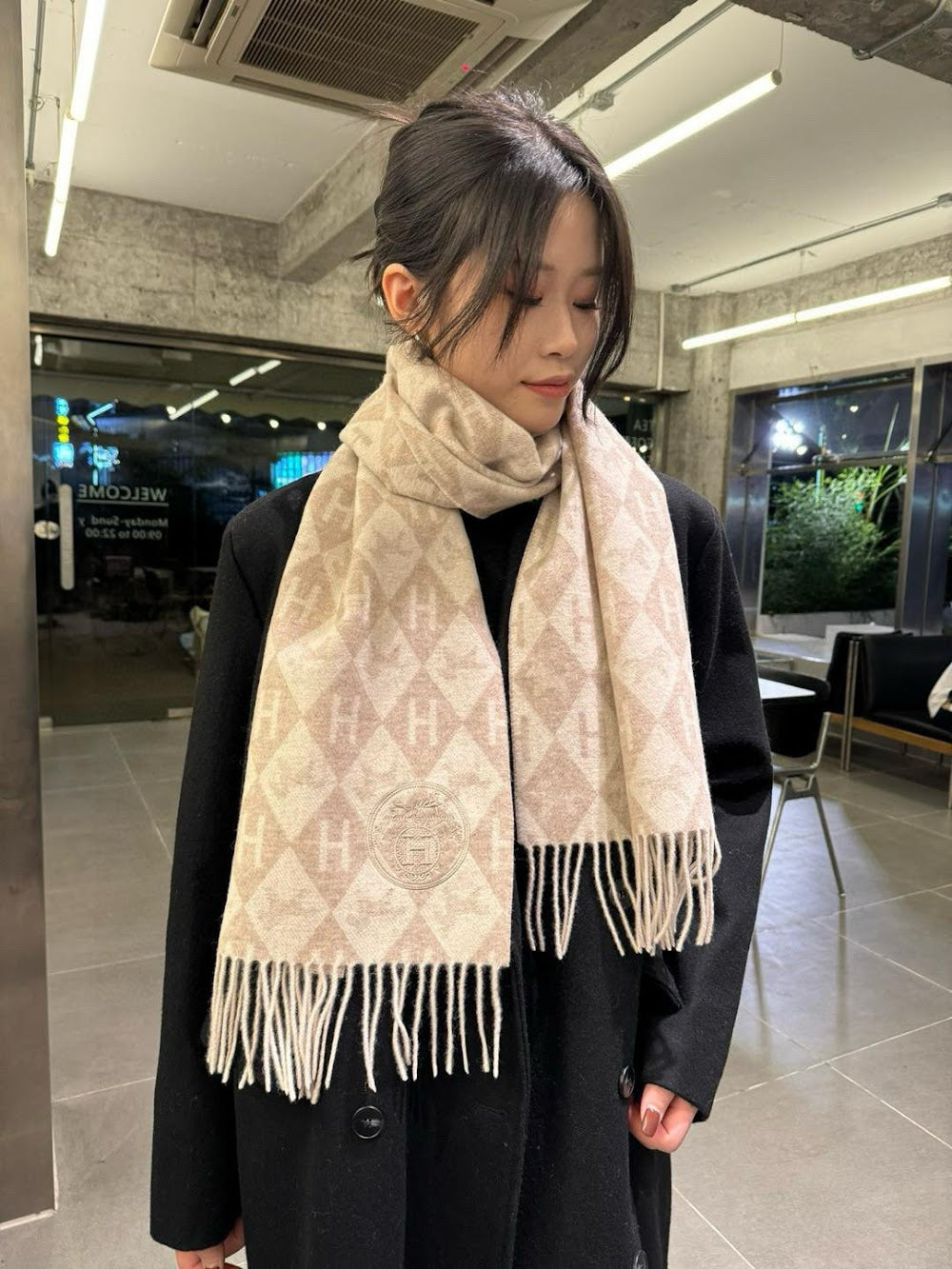 Dragons Bags Premium Designer Scarf --99340