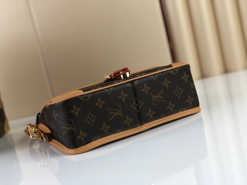Dragons Bags ln Luxury Bag --58900