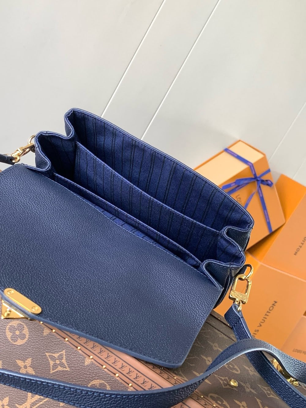 Dragons Bags LVn Luxury Bag --80287