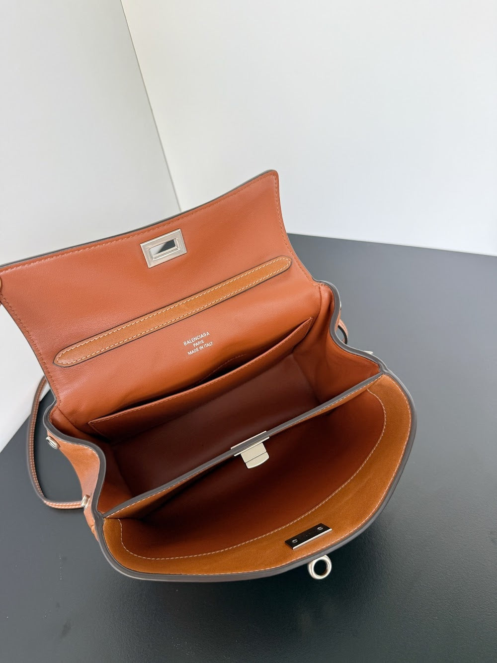 Dragons Bags Balenciaga Luxury Bag --111603