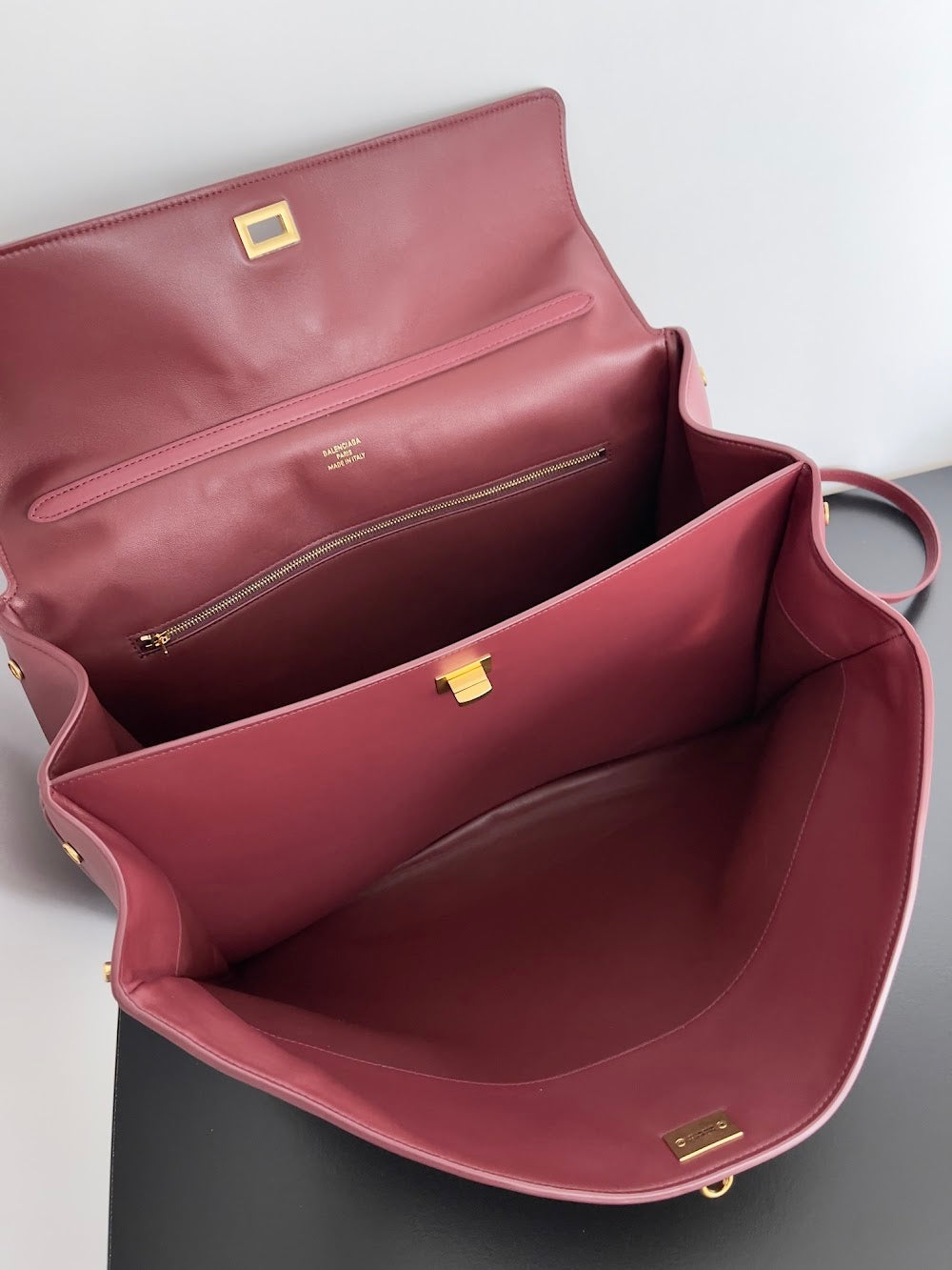Dragons Bags Balenciaga Luxury Bag --110654