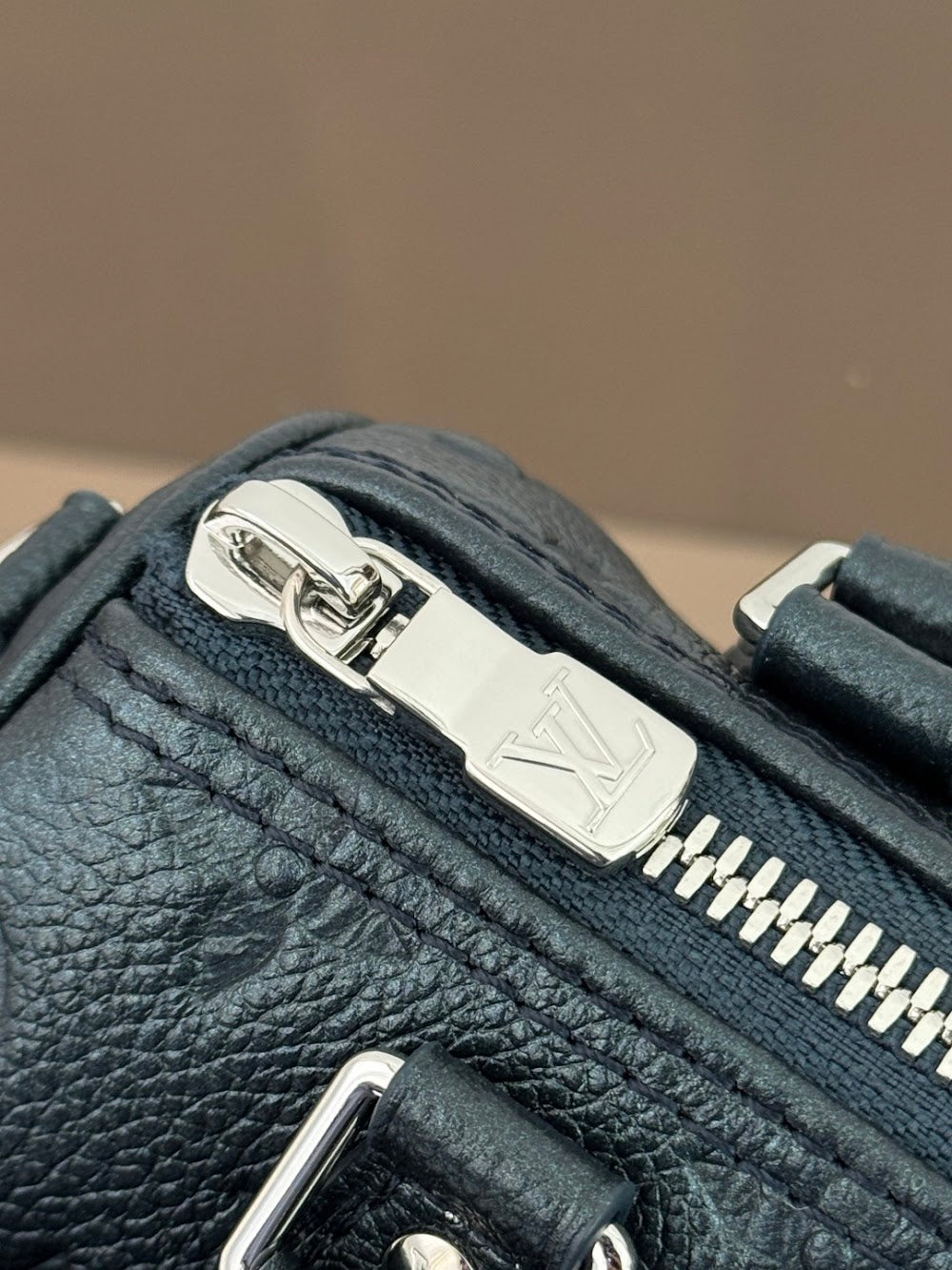 Dragons Bags ln Luxury Bag --96393