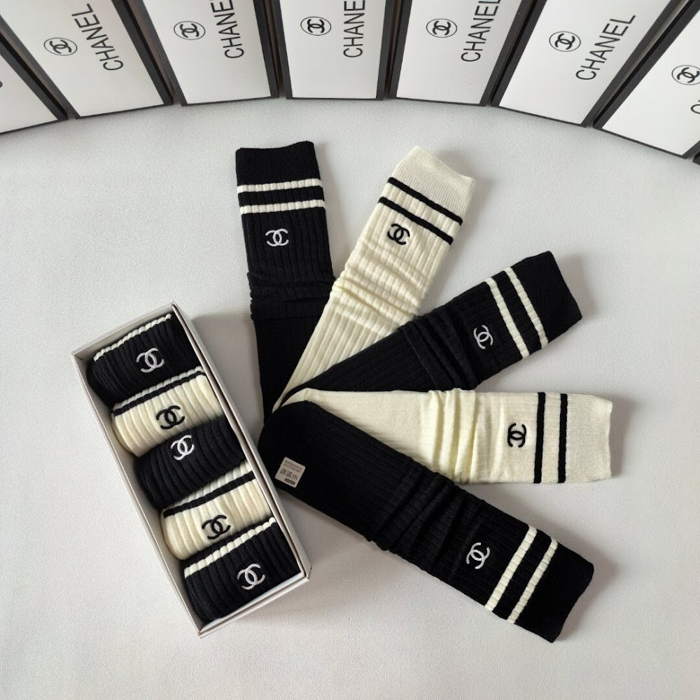 Dragons Bags Premium Luxury Socks --98008