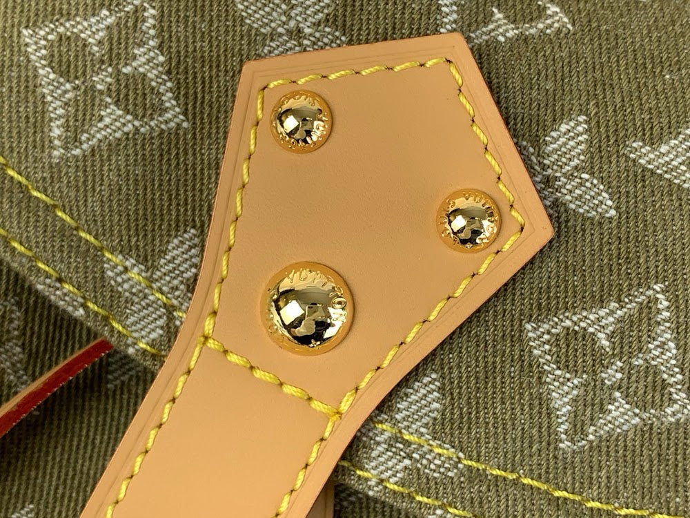 Dragons Bags ln Luxury Bag --63413