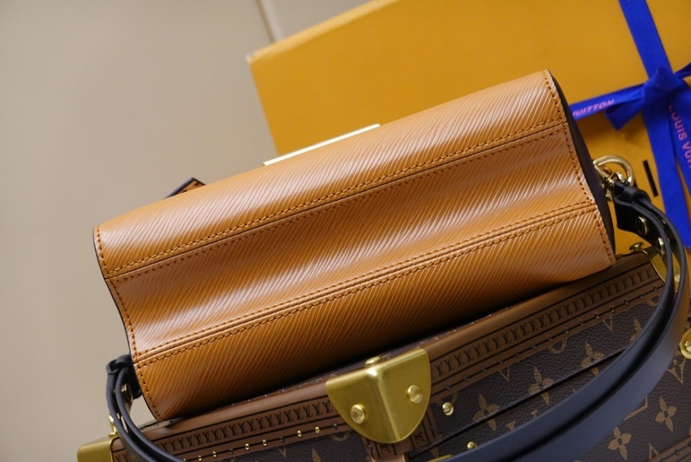 Dragons Bags ln Luxury Bag --60143
