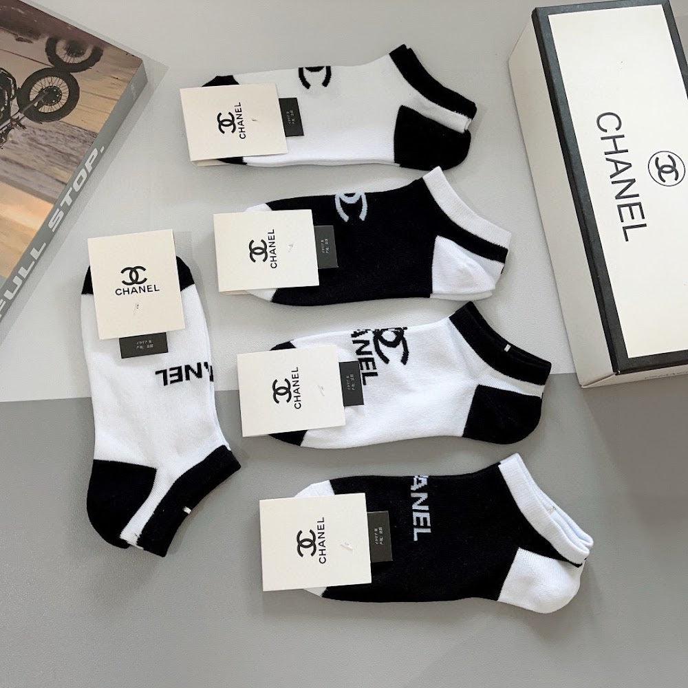 Dragons Bags Premium Luxury Socks --98206
