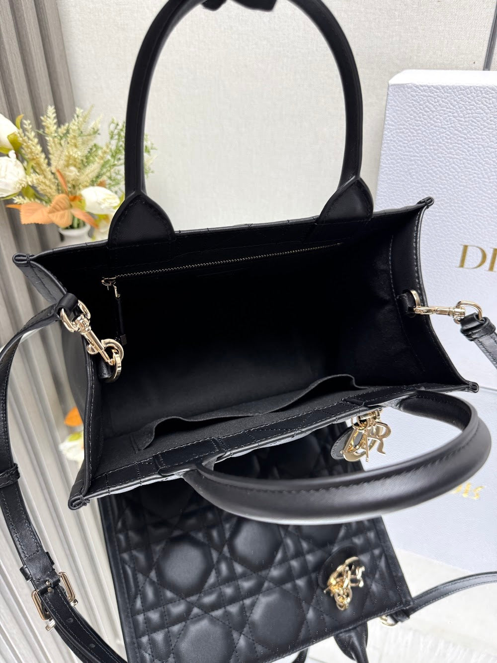 Dragons BagsDiorn Luxury Bag --115249