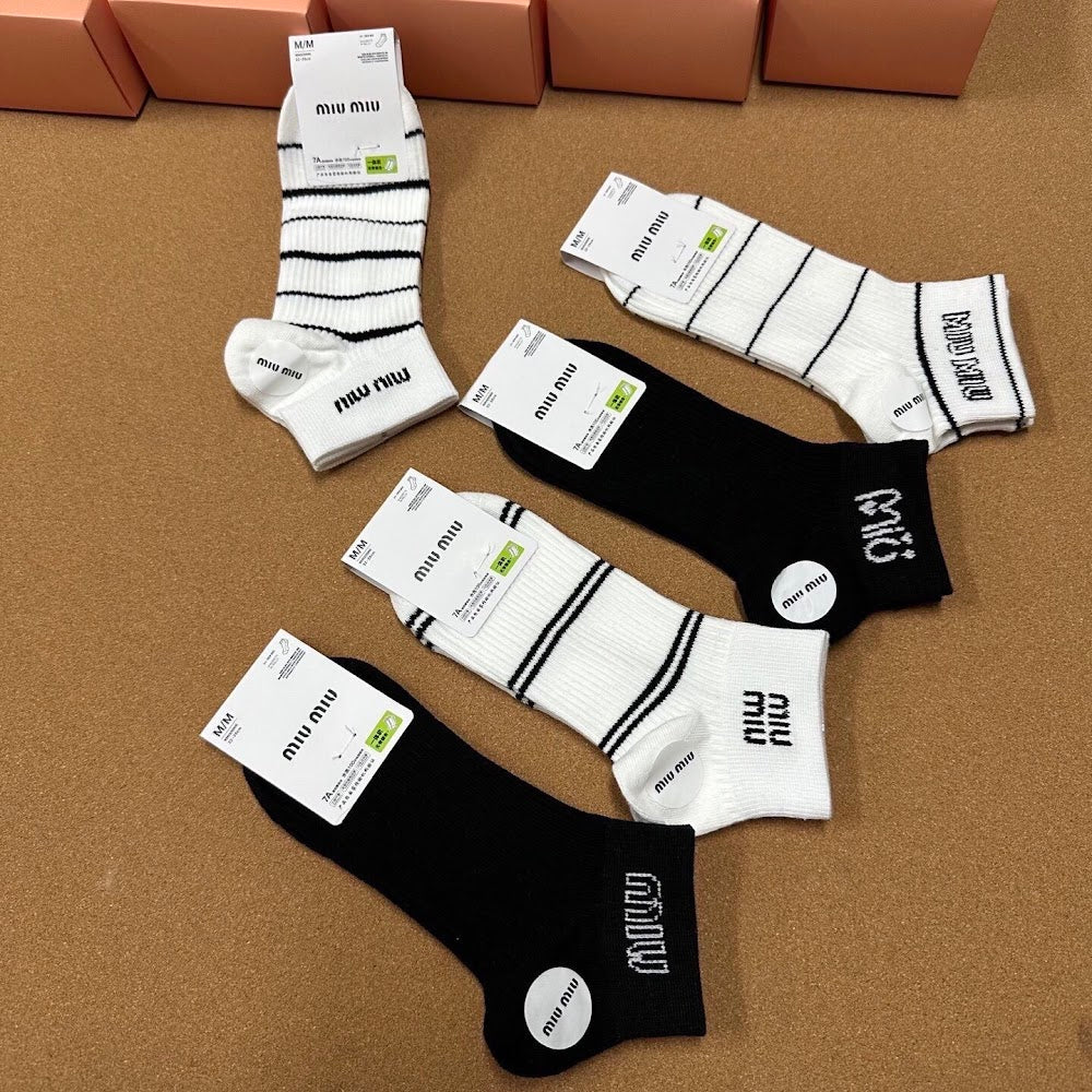 Dragons Bags Premium Luxury Socks --98450