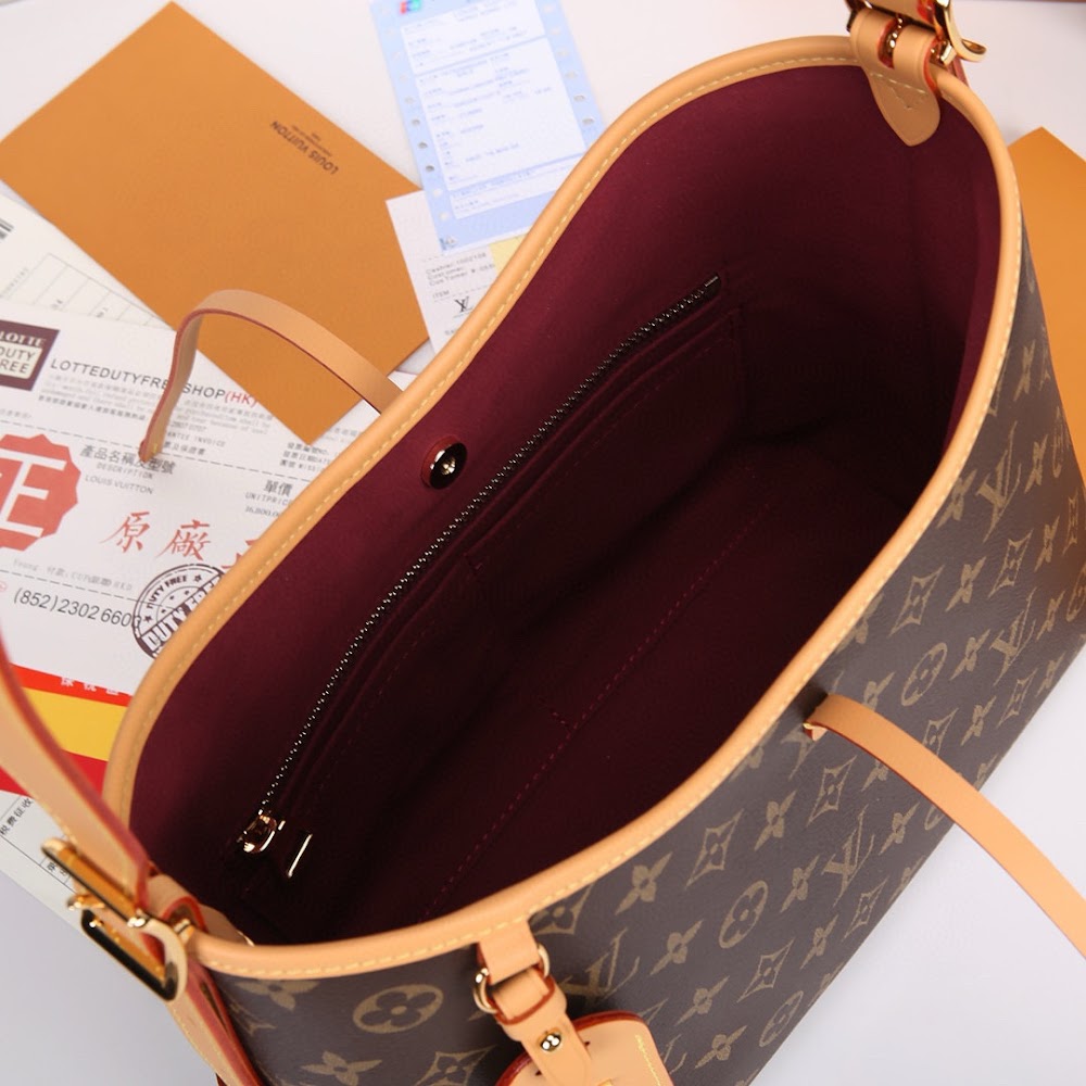 Dragons Bags ln Luxury Bag --81457