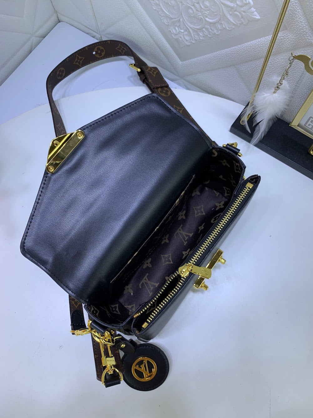 Dragons Bags ln Luxury Bag --78441