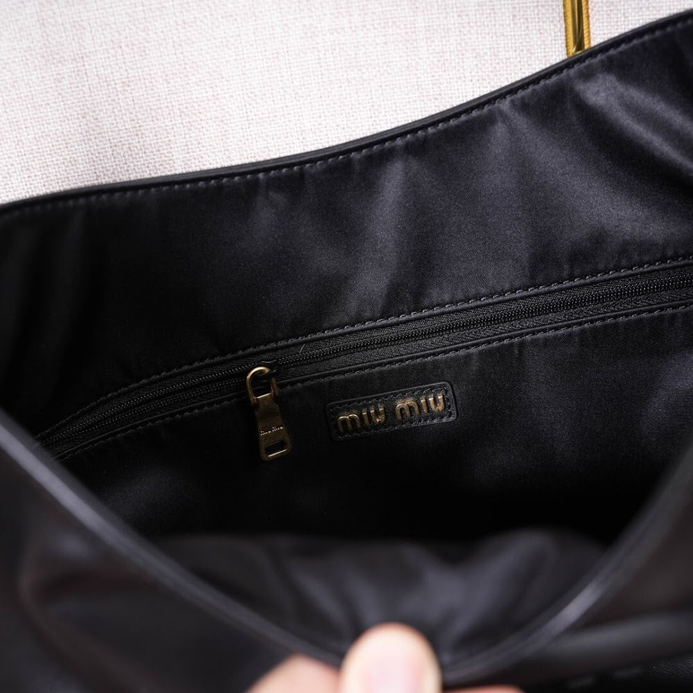 Dragons Bags Miun Miun Luxury Bag --123556