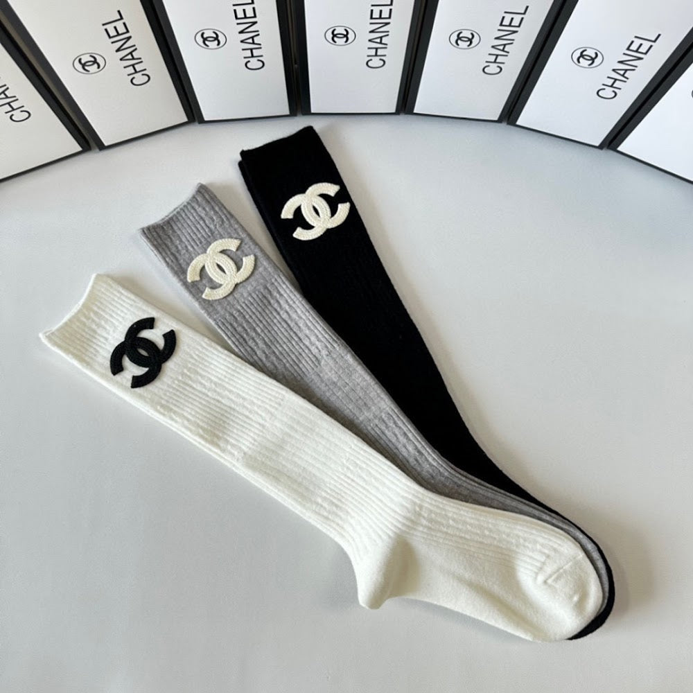 Dragons Bags Premium Luxury Socks --98000
