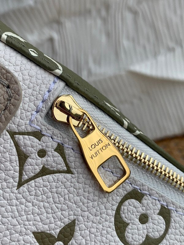 Dragons Bags ln Luxury Bag --67413