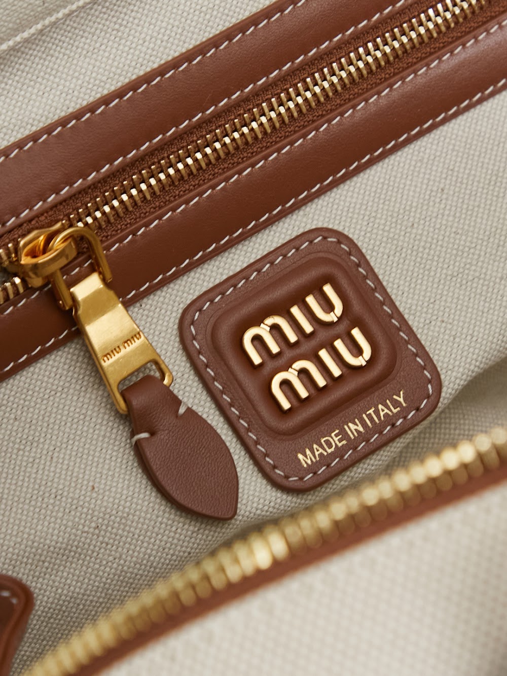 Dragons Bags Miun Miun Luxury Bag --123103