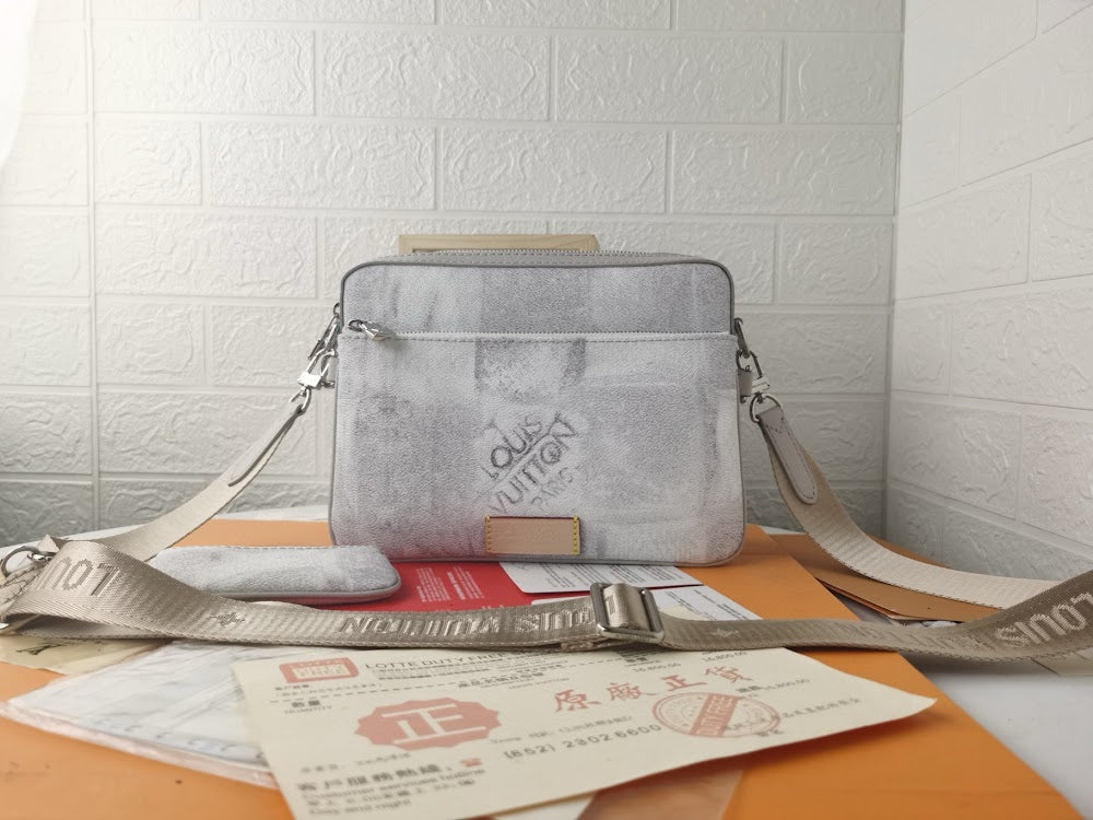 Dragons Bags ln Luxury Bag --70400