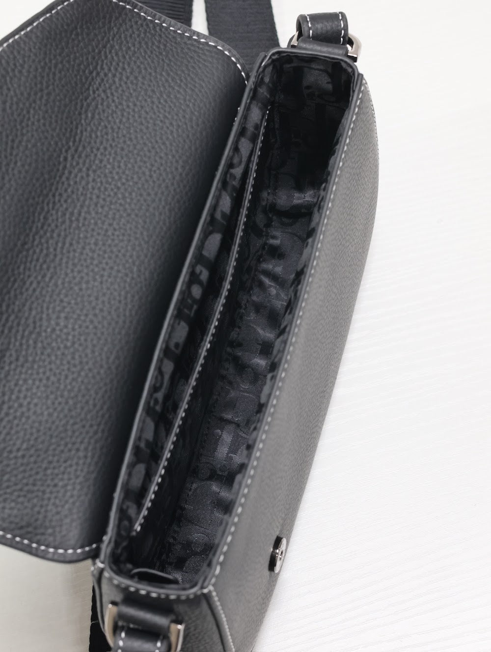 Dragons BagsDiorn Luxury Bag --115483