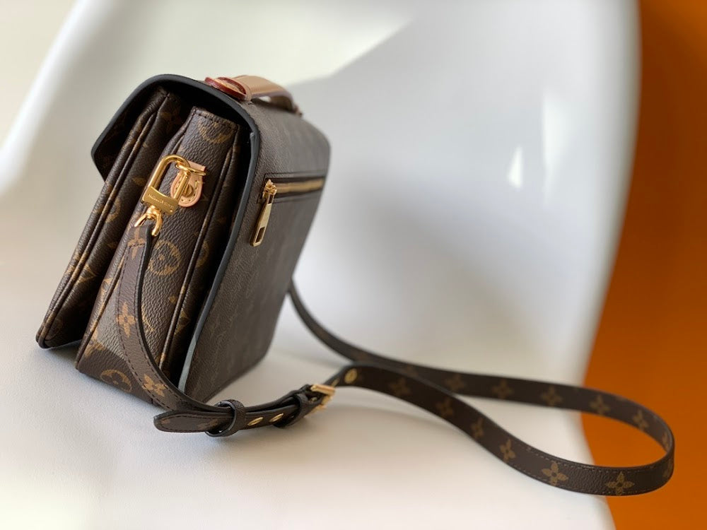 Dragons Bags ln Luxury Bag --81666