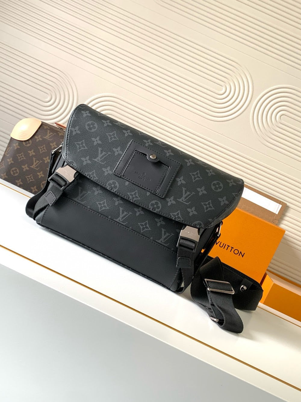 Dragons Bags ln Luxury Bag --70993