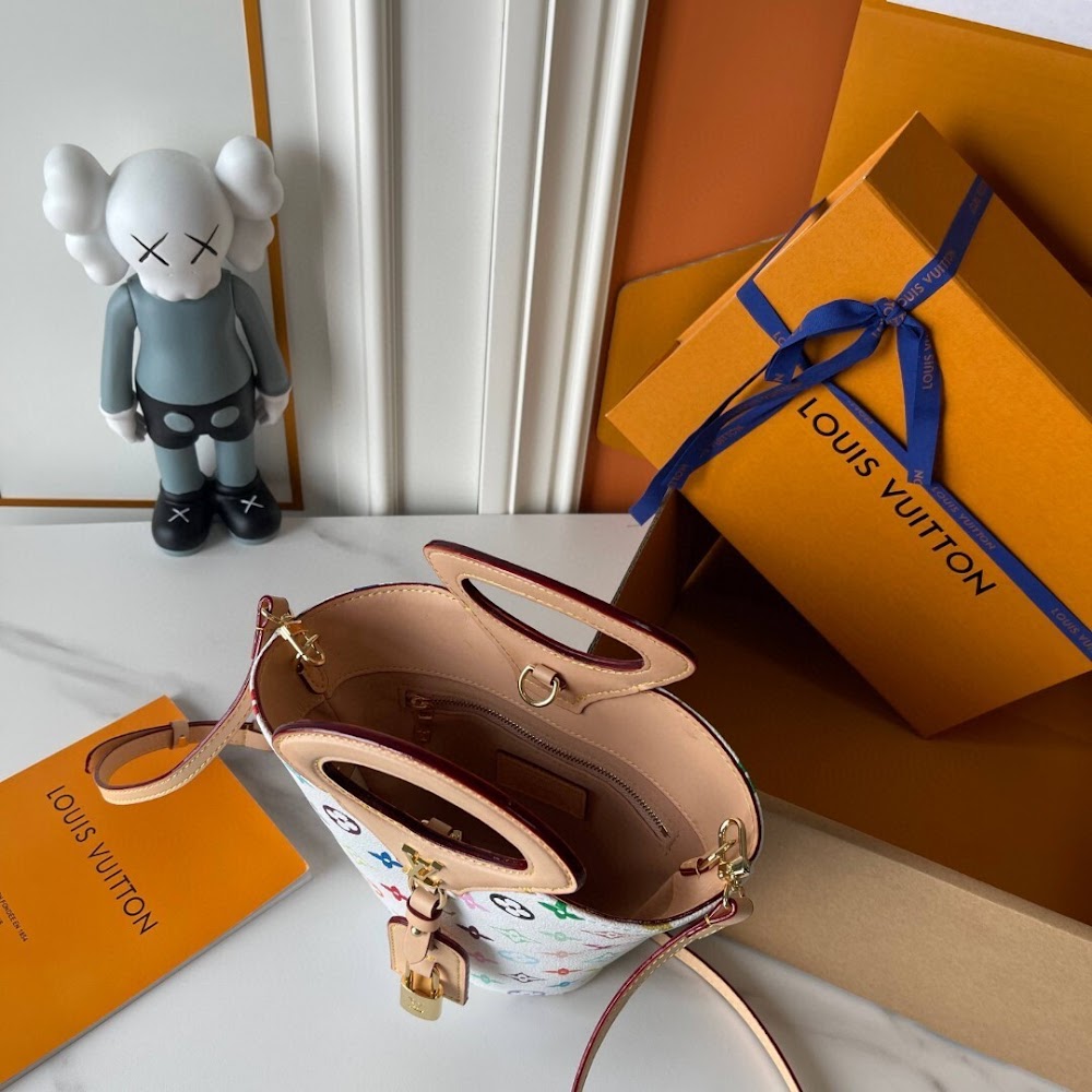 Dragons Bags ln Luxury Bag --76706