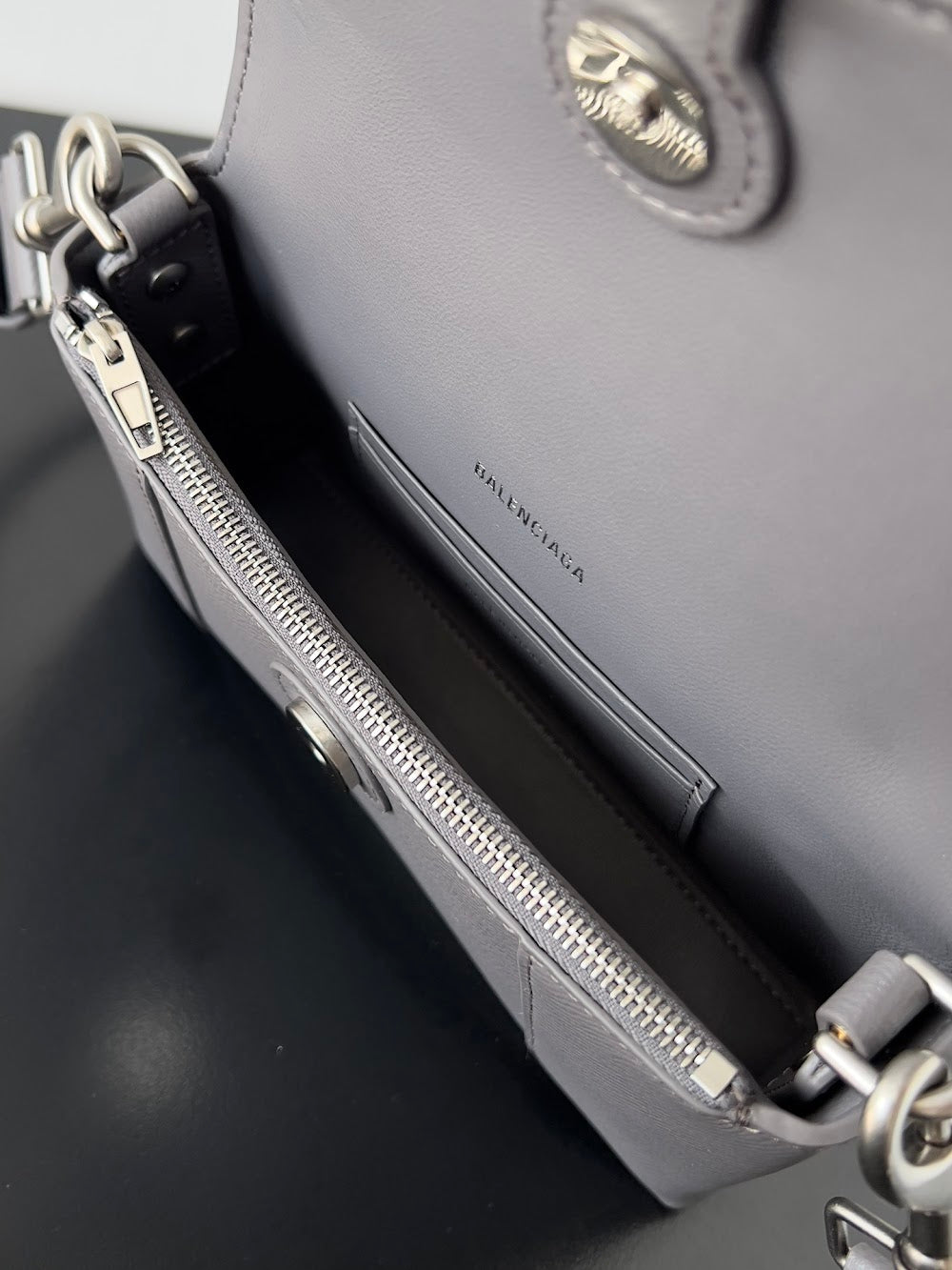Dragons Bags Balenciaga Luxury Bag --111274