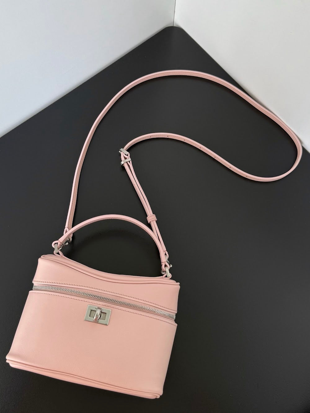 Dragons Bags Balenciaga Luxury Bag --111321