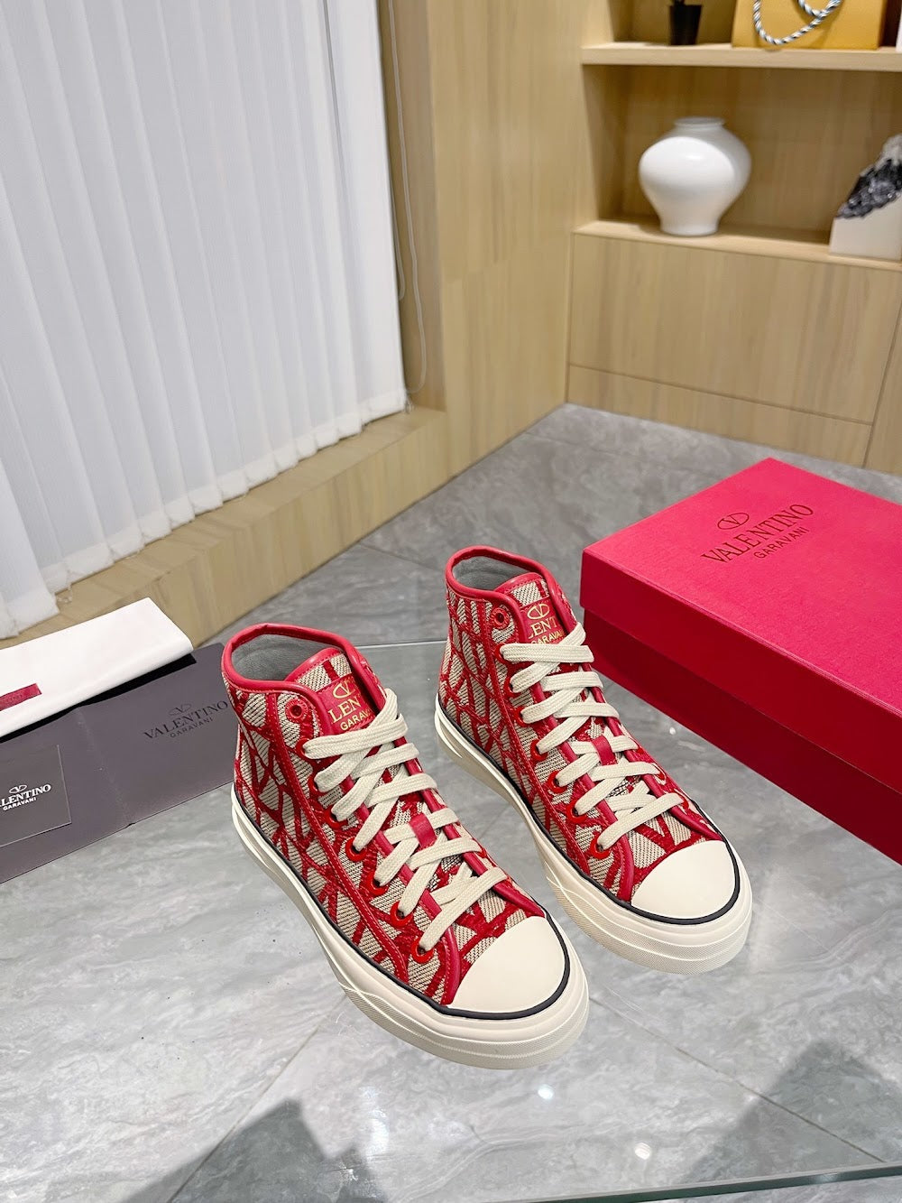 Dragons Bags Valentino Luxury Shoes --52670