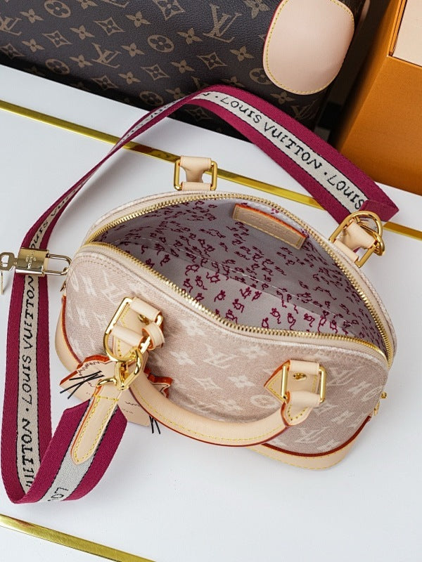Dragons Bags ln Luxury Bag --81826