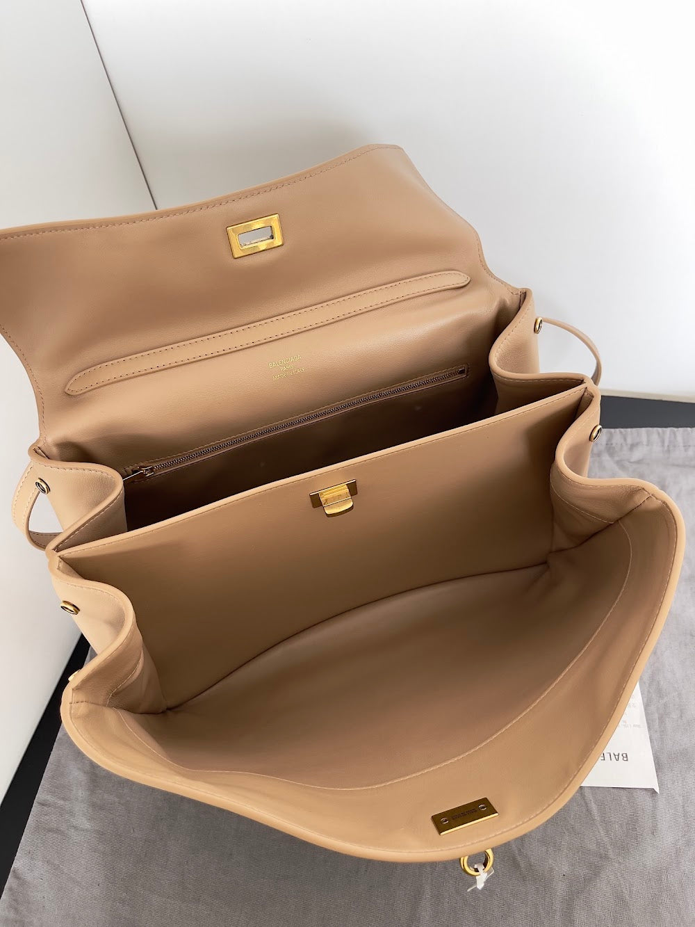 Dragons Bags Balenciaga Luxury Bag --110697