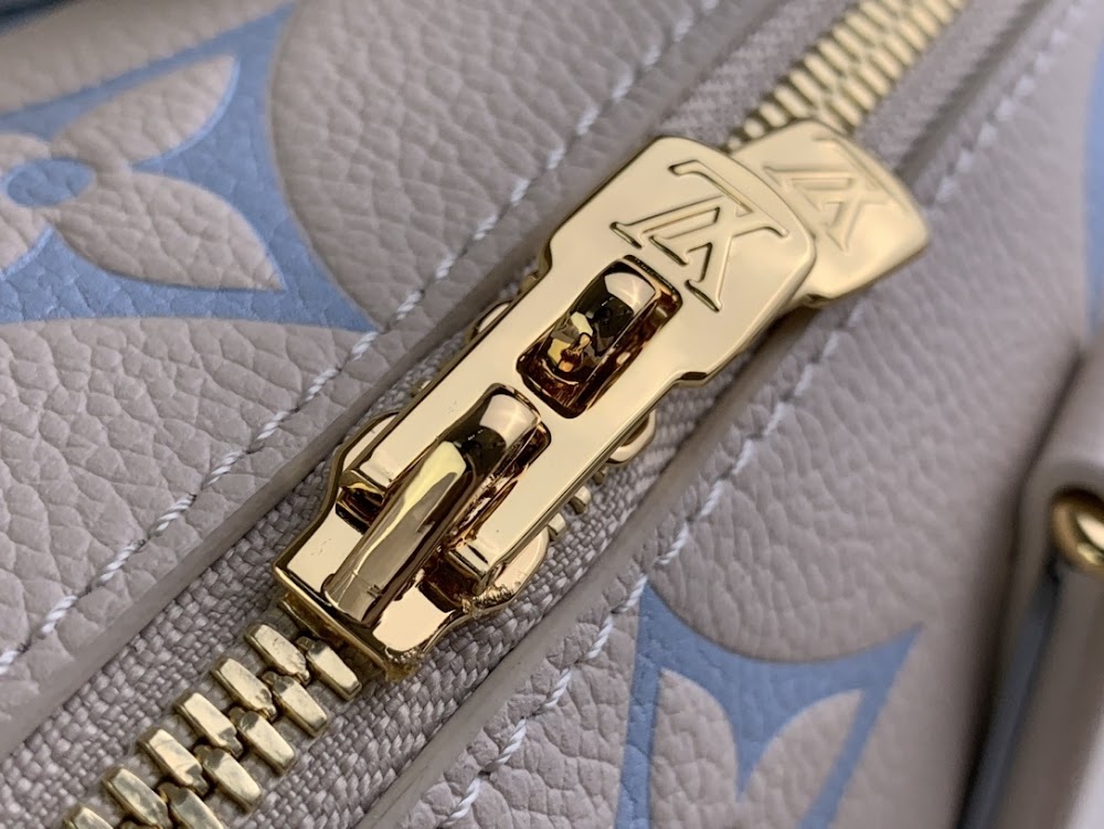 Dragons Bags ln Luxury Bag --68751