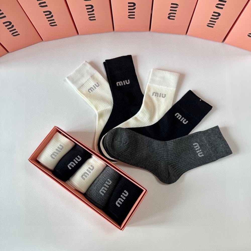 Dragons Bags Premium Luxury Socks --98013