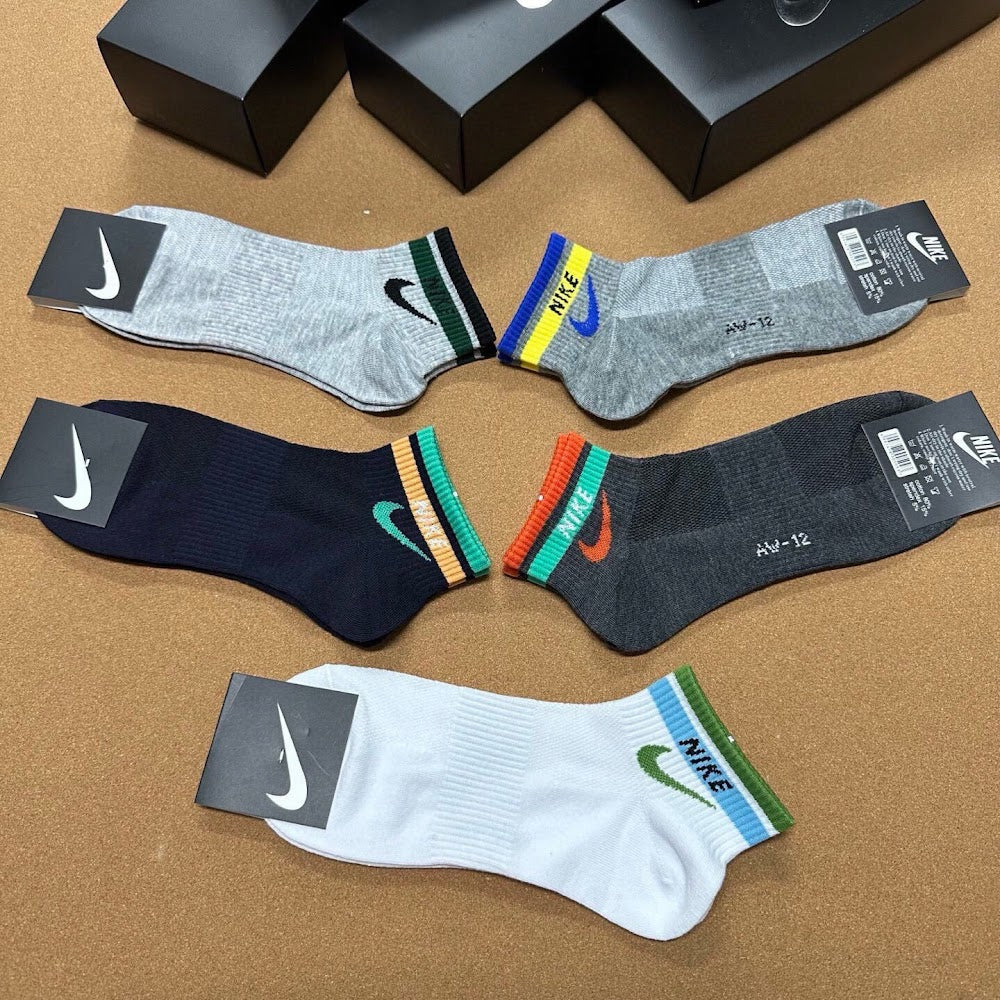 Dragons Bags Premium Luxury Socks --98493